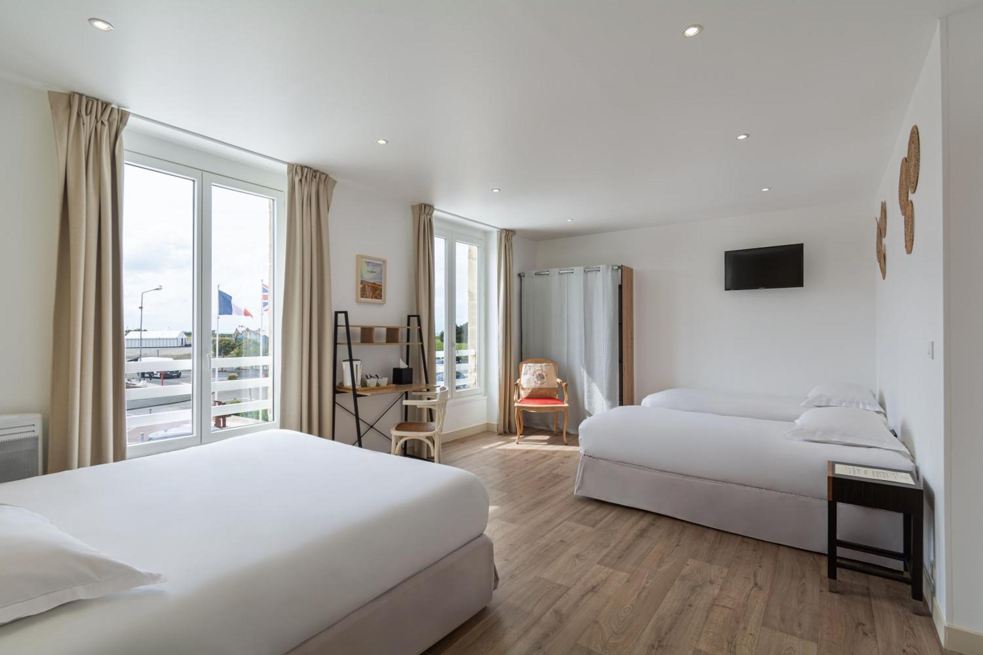 Hotel De La Plage Courseulles-sur-Mer Luaran gambar